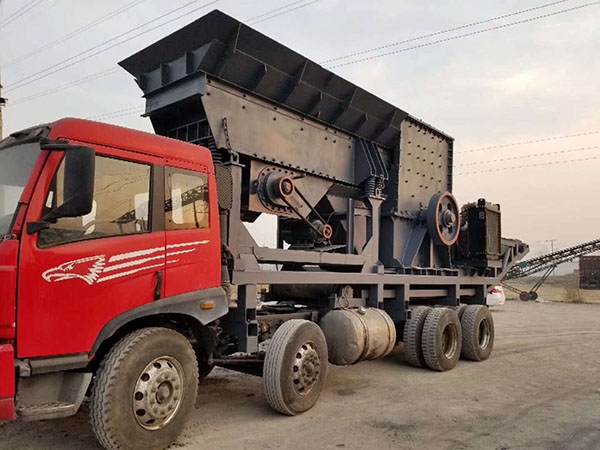 貴州長沙移動(dòng)破碎機(jī)機(jī)械設(shè)備