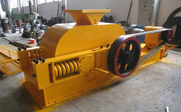 透輝石對輥式破碎機 透輝石對輥式破碎機